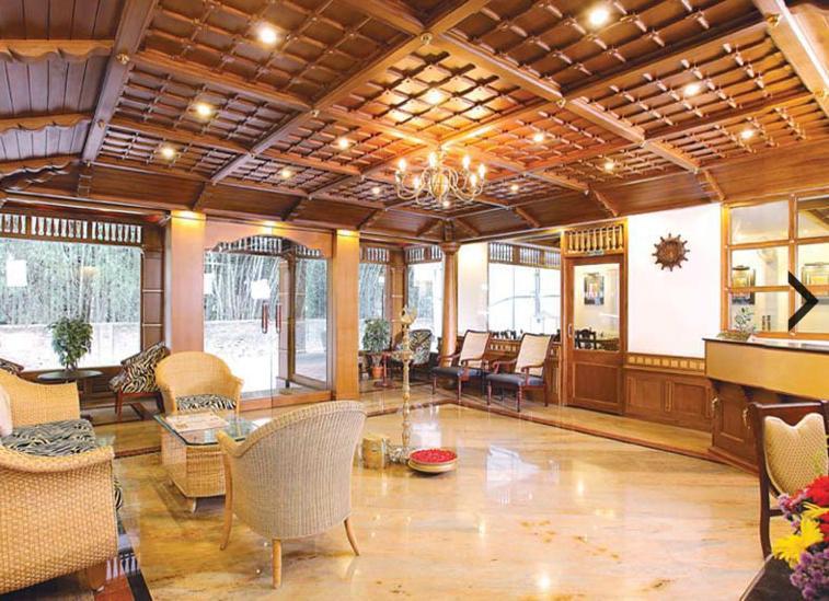 Grand Thekkady Hotel Kumily Bagian luar foto