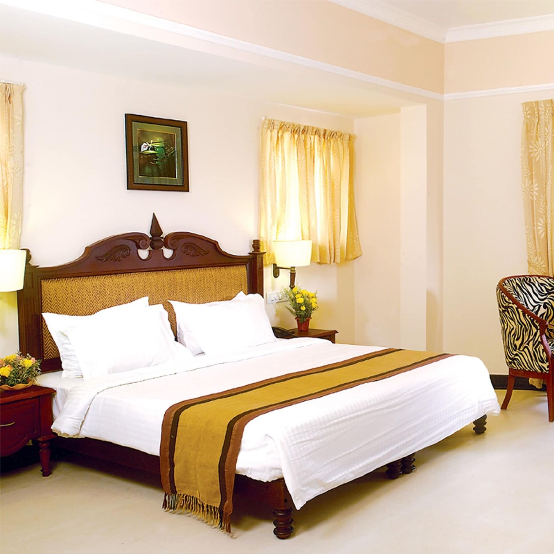 Grand Thekkady Hotel Kumily Bagian luar foto